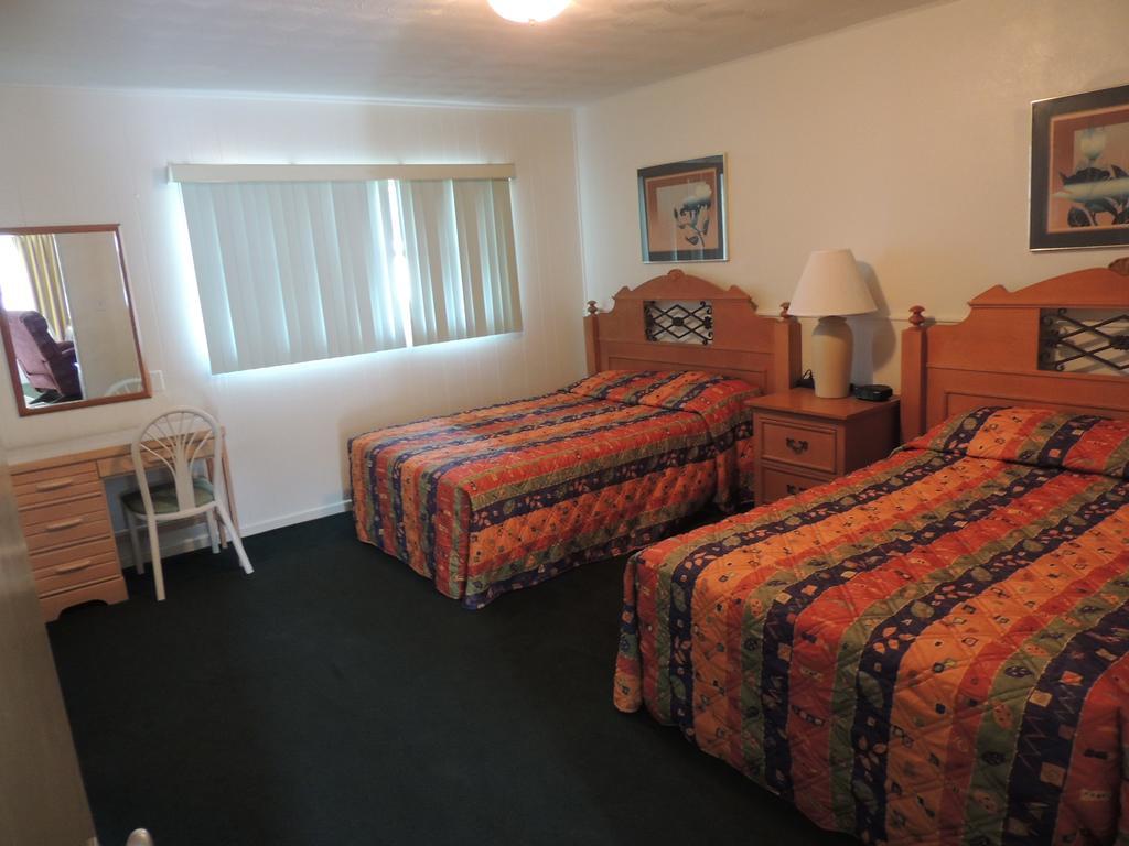 Rodeway Inn & Suites Winter Haven Chain Of Lakes Habitación foto